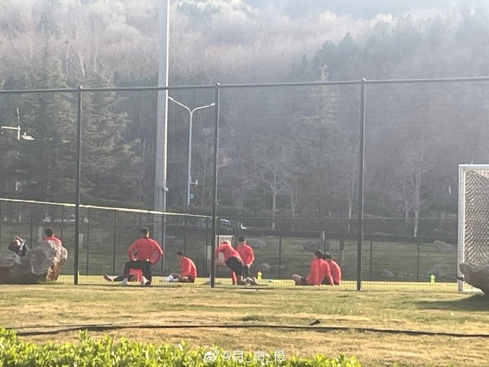 連續(xù)客場！博主：成都蓉城已抵達(dá)濟南備戰(zhàn)，周三將客戰(zhàn)泰山隊