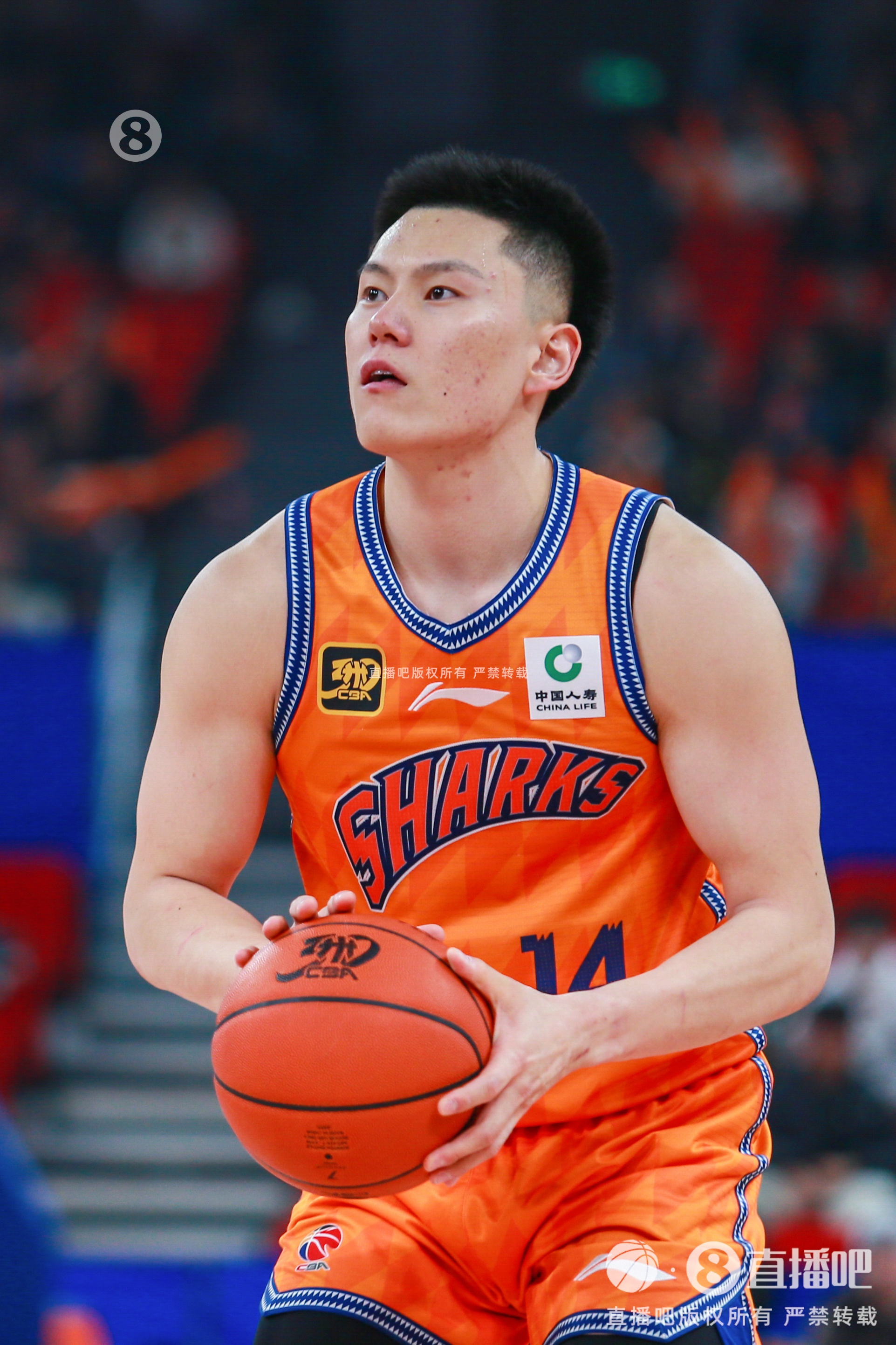手感火熱！李弘權(quán)半場三分6中5得到15分3板0失誤