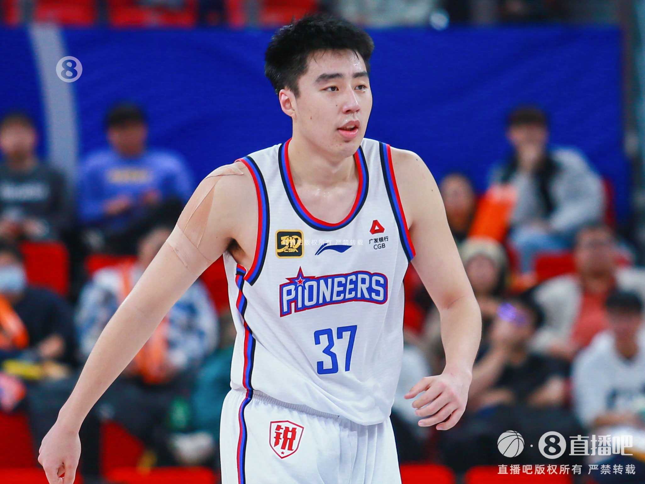 無奈最后6犯離場！杜伯超20中10&三分8中3空砍24分4板2帽